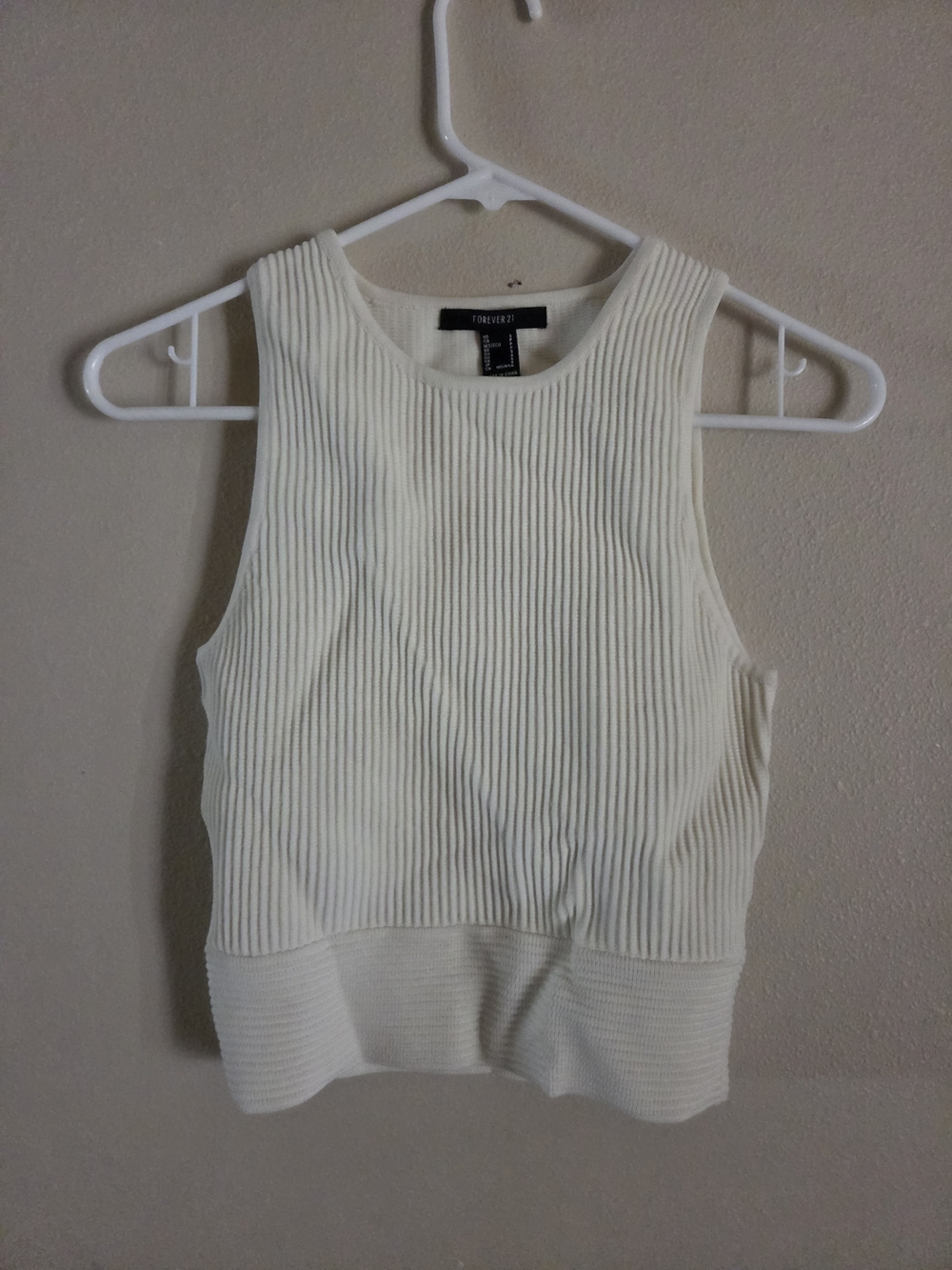 Forever 21 Ivory Ribbed Sleeveless Crop Tank